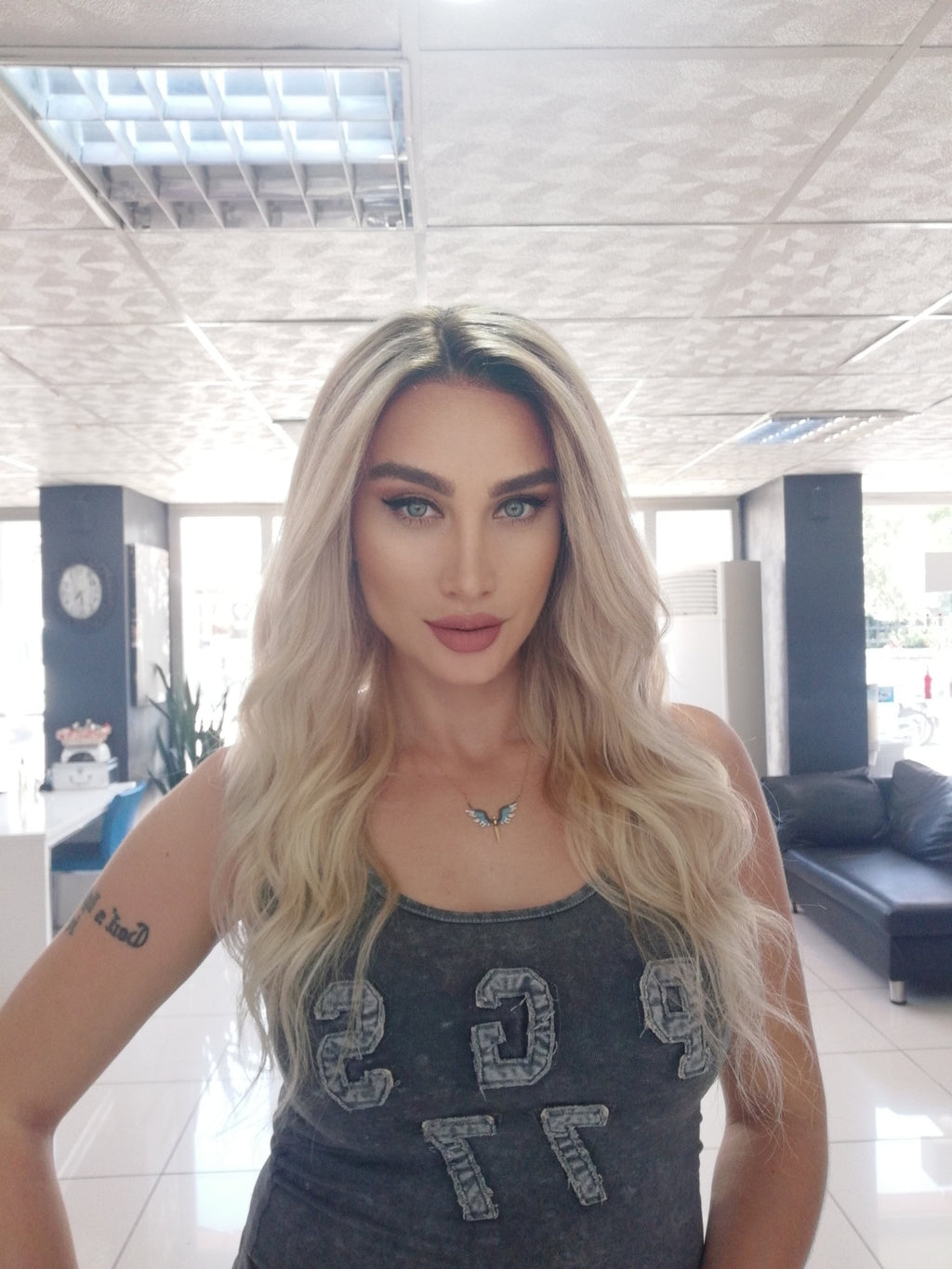 BIANCA SARIŞIN IŞILTILI DANTEL PERUK ÜNİTESİ